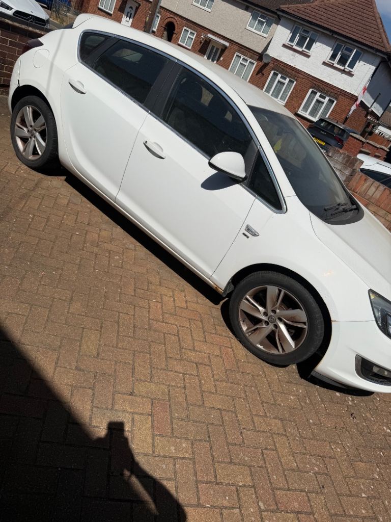 Vauxhall, ASTRA, Hatchback, 2012, Semi-Auto, 1598 (cc), 5 doors