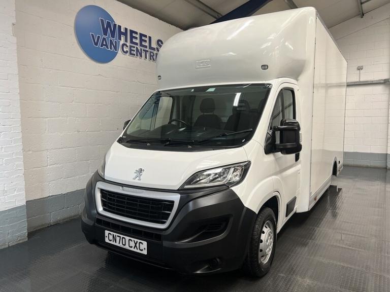 2020 Peugeot Boxer 2.2 BlueHDi 335 Built for Business Low Loader Luton 4dr Diesel Manual L3 Eu Lu...