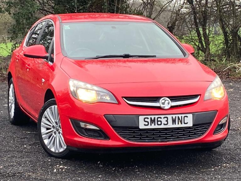 2014 Vauxhall Astra 1.4i 16V Excite 5dr HATCHBACK PETROL Manual