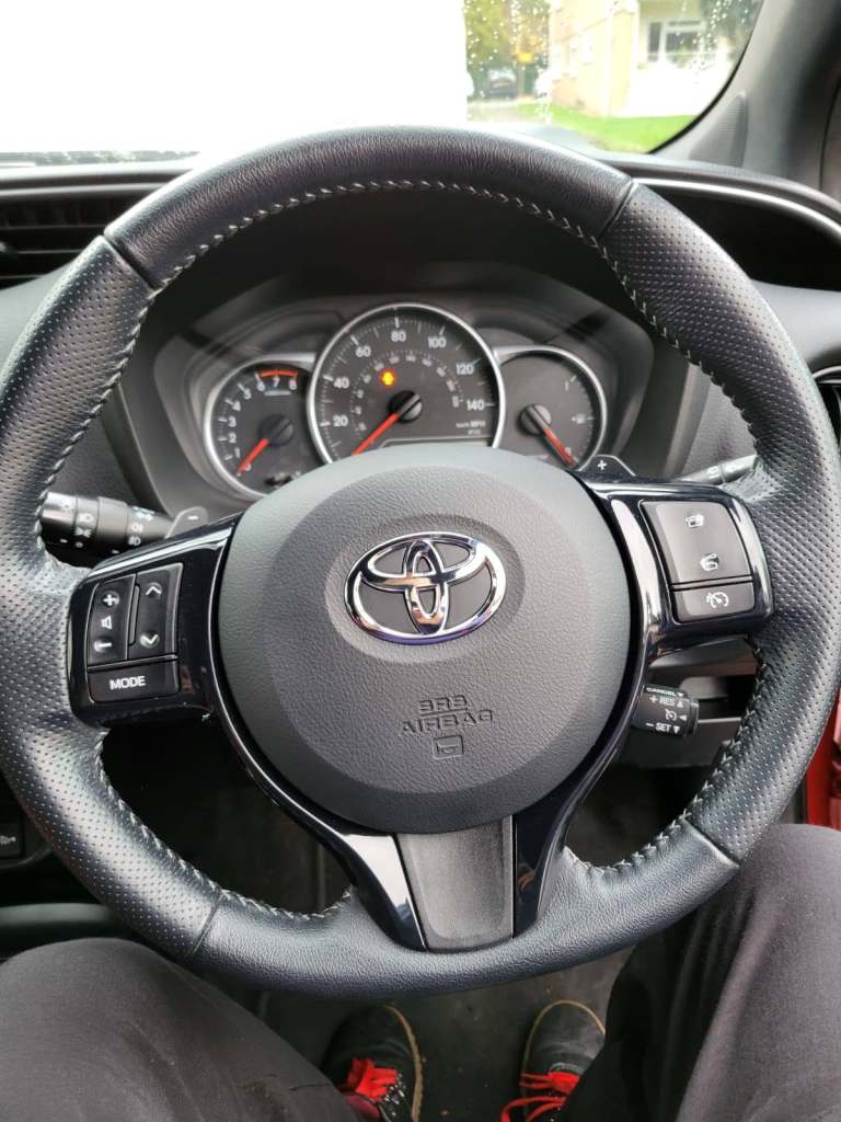 Toyota, YARIS, Hatchback, 2016, Other, 1329 (cc), 5 doors