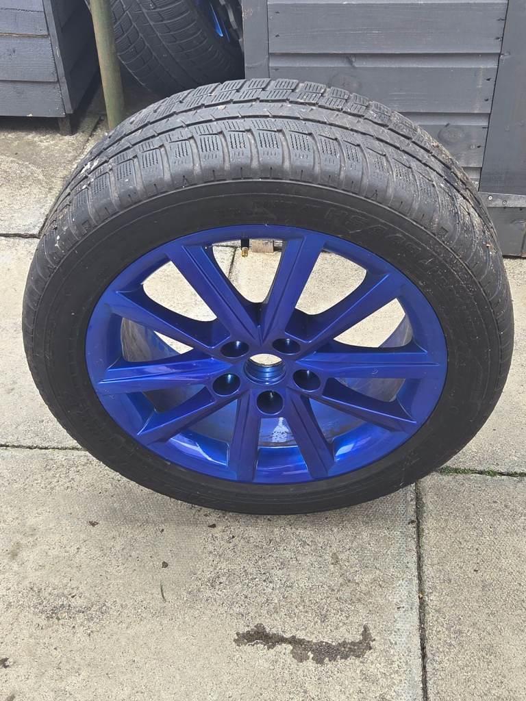 Set of 4 alloys  offers welcome 