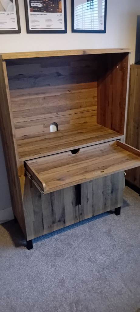 Bronx Hideaway Desk
