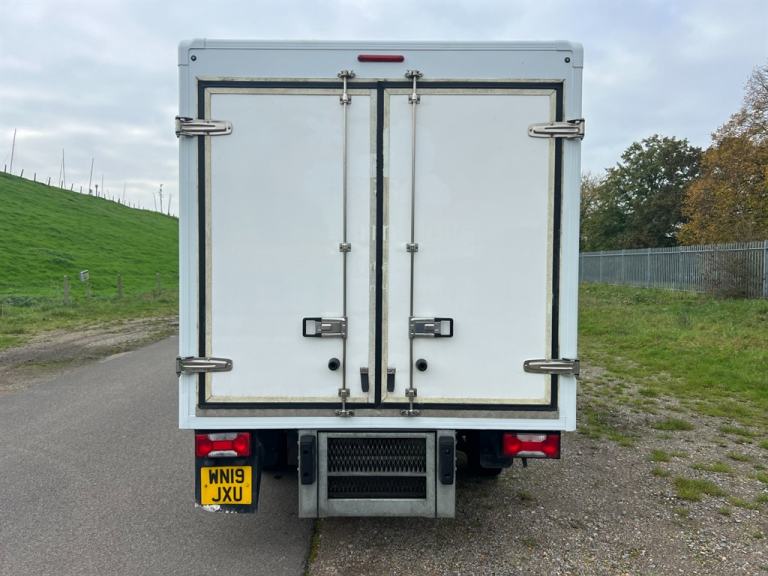 2019 Iveco Daily 35S14 FRIDGE/FREEZER VAN AUTOMATIC Temperature controlled Diesel Semi Automatic