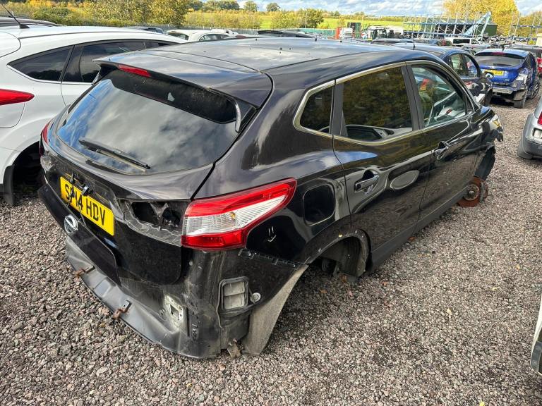 2014 NISSAN QASHQAI BREAKING SPARES PARTS