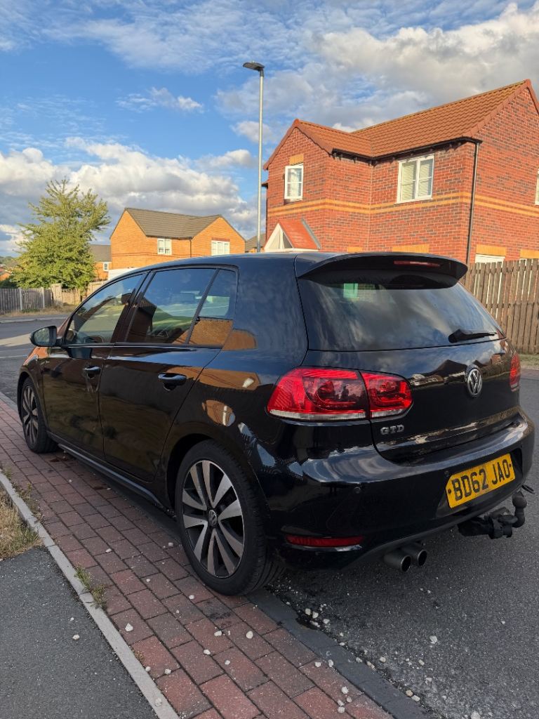 Volkswagen, GOLF, Hatchback, 2012, Manual, 1968 (cc), 5 doors