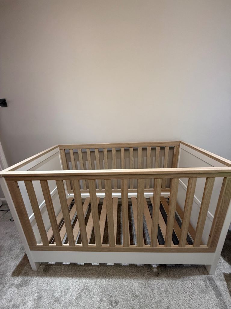 2 Piece Cotbed Range with Dresser Changer