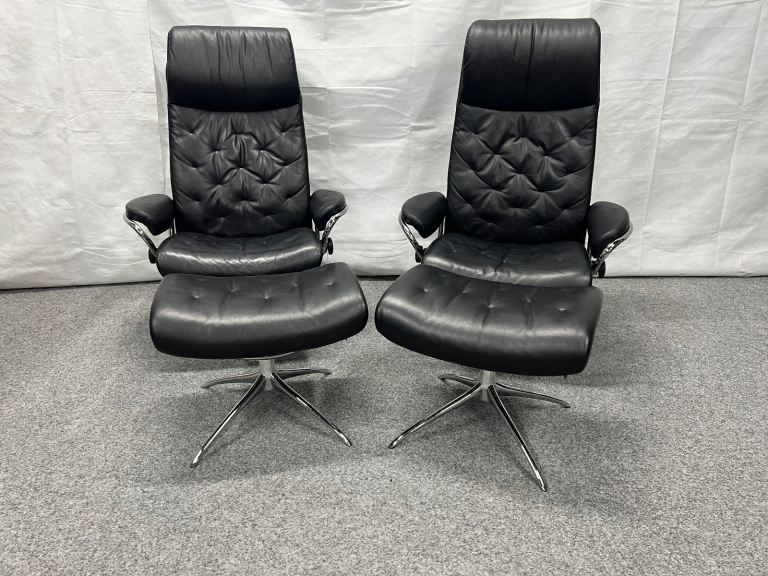 Ekornes Stressless Metro leather recliners U.K. delivery available 