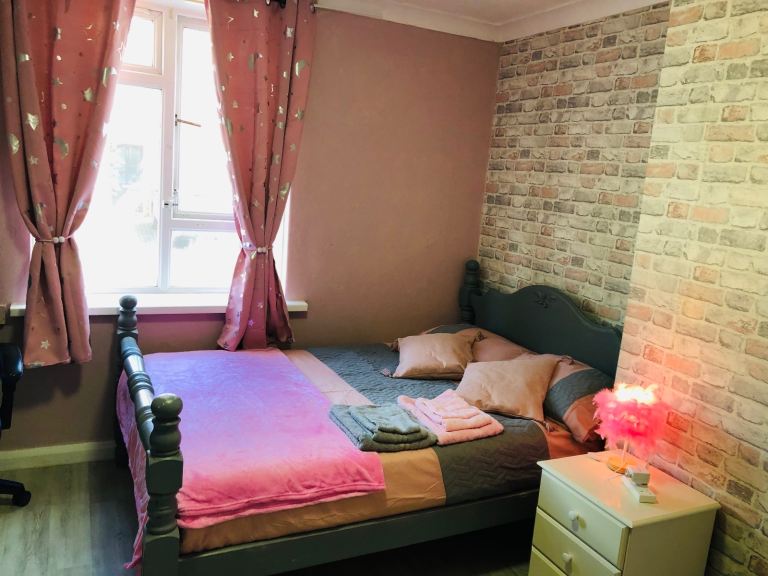 Portsmouth city centre two beds flat available Feb 