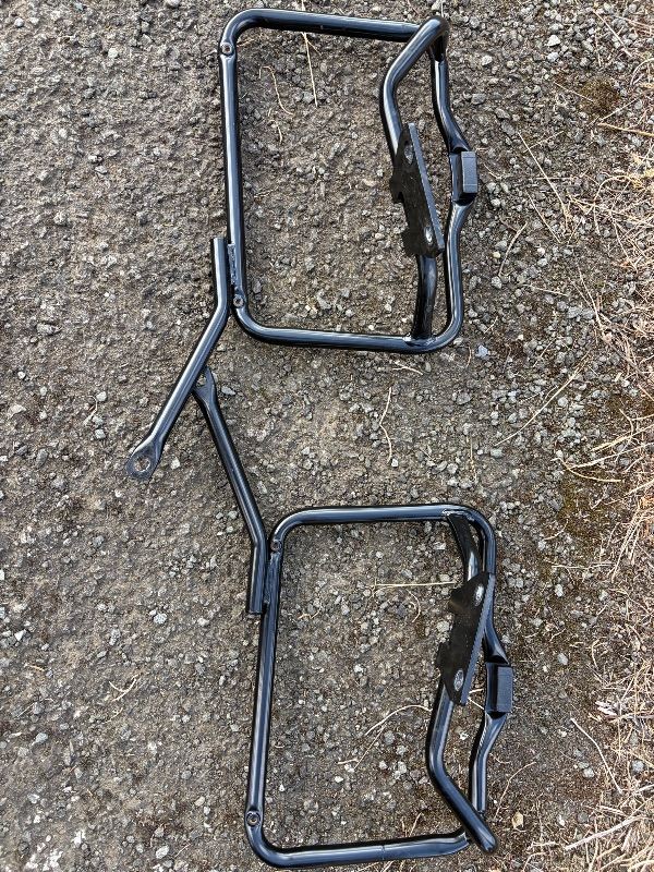 Givi Monokey RE Intercepter pannier racks 