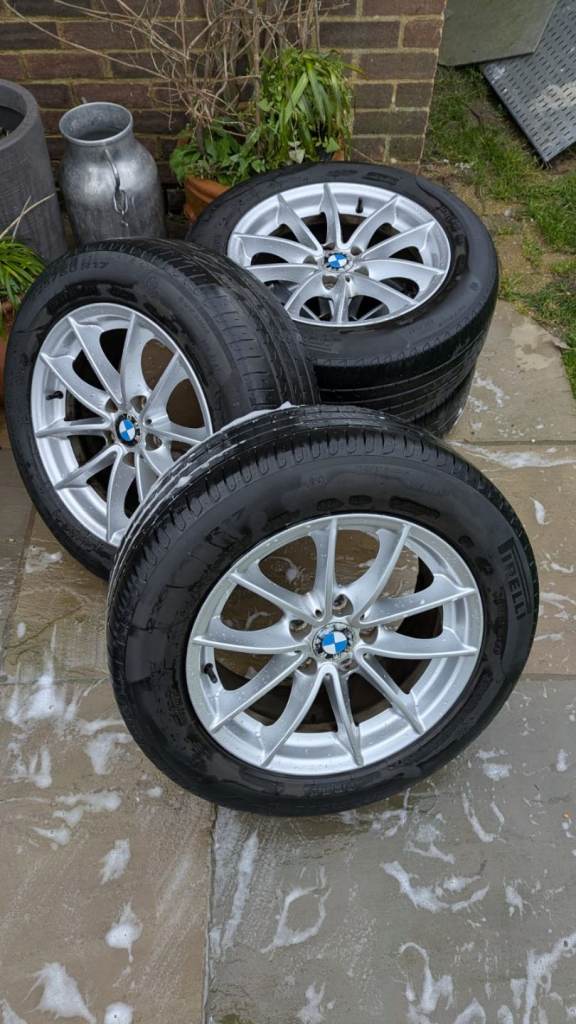 BMW 17" alloy wheels