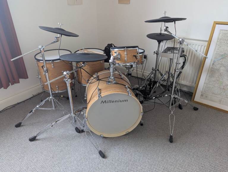 Millenium MPS-1000 D2 Electronic Drum Kit + all the trimmings! – EXCELLENT CONDITION