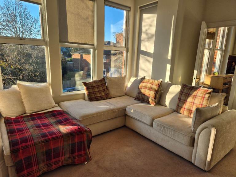 Sofa Club L Shaped Cream Chiswick Alaska Sofa purchased for £1400 originally