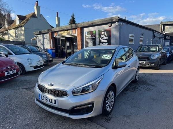 2016 Kia Ceed 1.4 CRDi 1 5dr HATCHBACK Diesel Manual