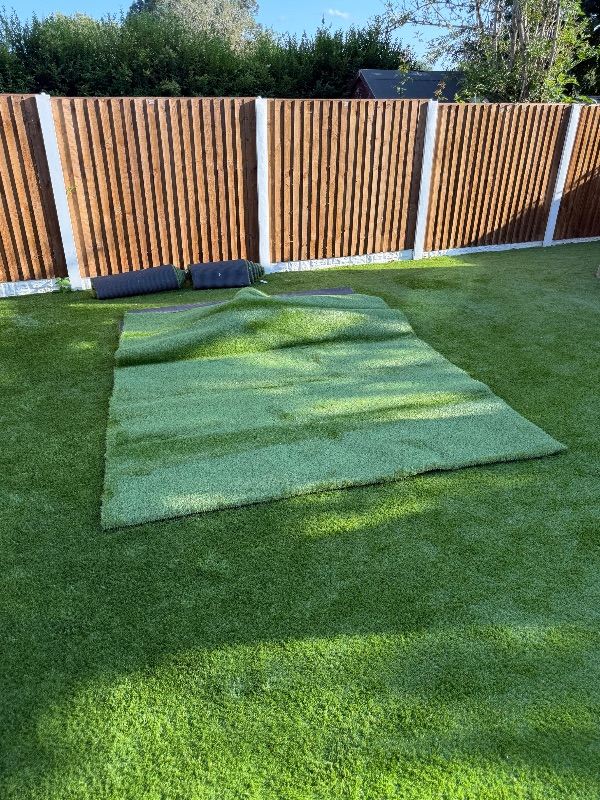 Astro turf 35mm thick  2.6 x 2.1 - 2no