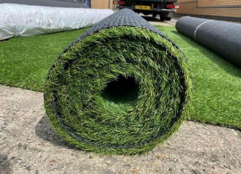 sale Grass for Affordable Artificial | 30mm thick Landscaping AstroTurf
