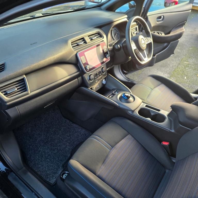 2022 Nissan Leaf 110kW Acenta 39kWh 5dr Auto HATCHBACK Electric Automatic