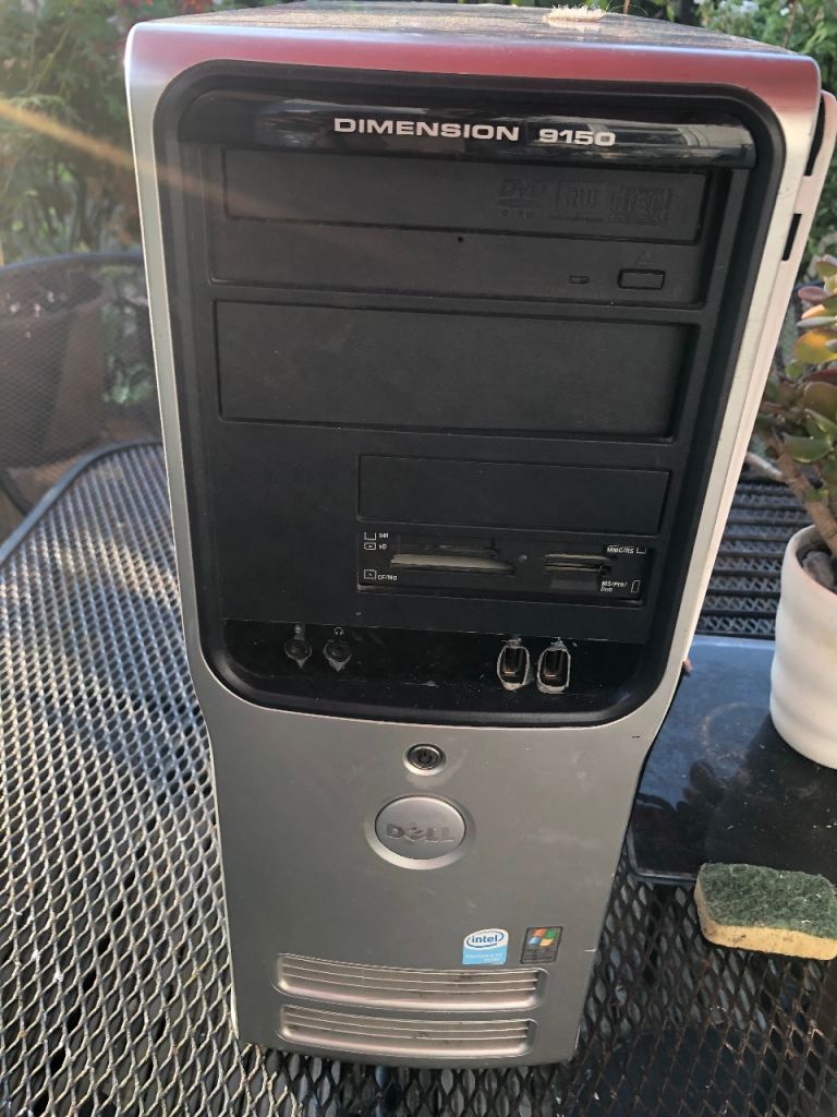 DELL COMPUTER Dimension 9150. For Parts Not Working