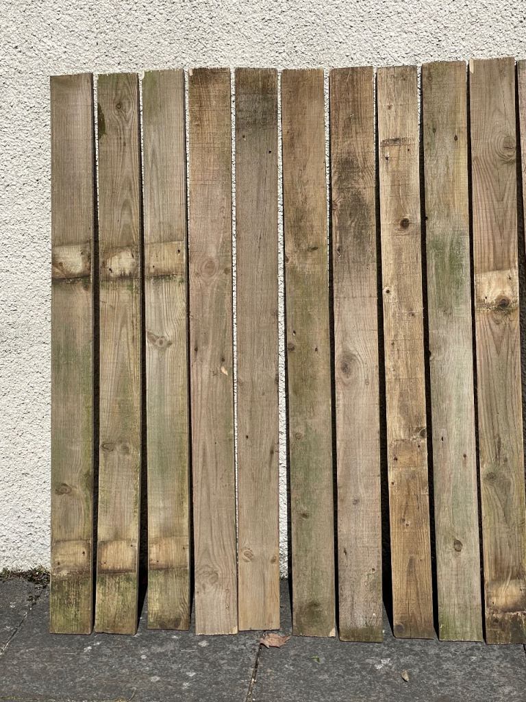 30 WOODEN FENCE SLATS 52 inches high ALL GOOD CONDITION 