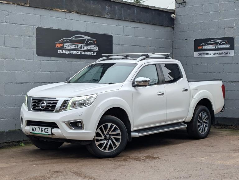 2017 Nissan Navara Double Cab Pick Up Tekna 2.3dCi 190 4WD PICK UP Diesel Manual