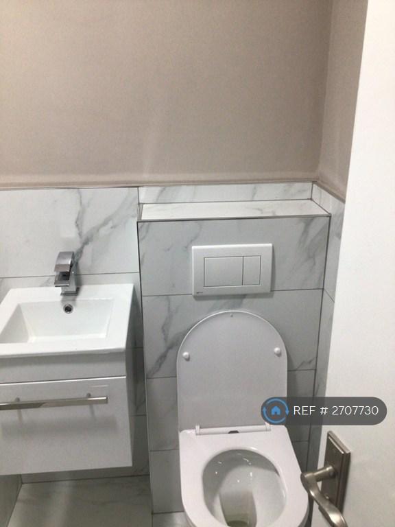 1 bedroom flat in Limefield Court, Salford, M7 (1 bed) (#2707730)