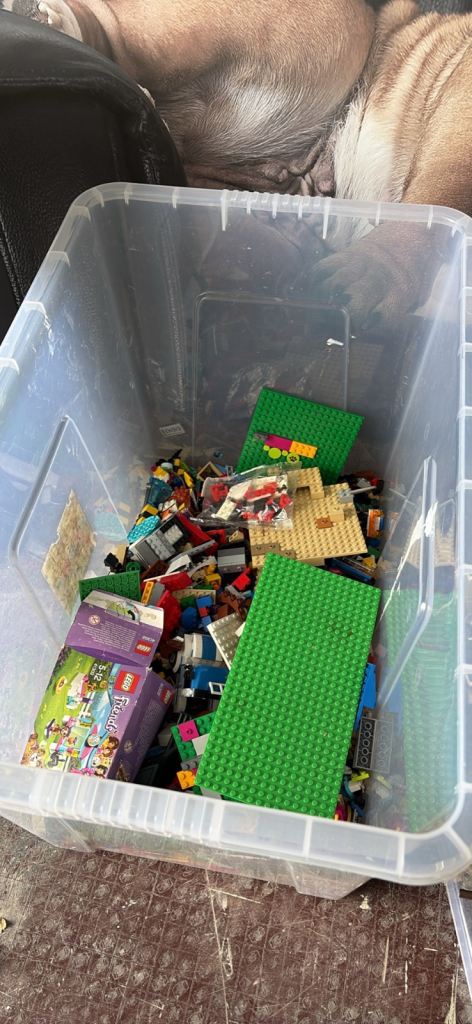 Lego large joblot including figures