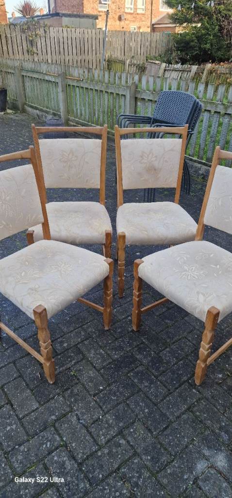 4 oak dining chairs 