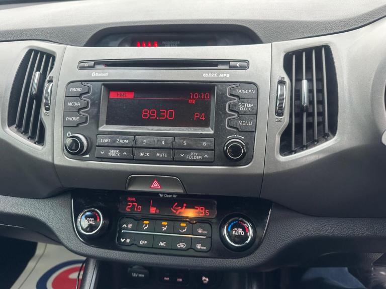 KIA SPORTAGE 1.7 CRDi EcoDynamics 2 2WD Euro 5 (s/s) 5dr 2015