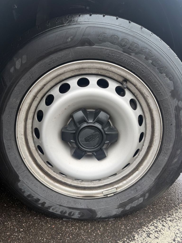 Ford transit custom 2024 wheels 