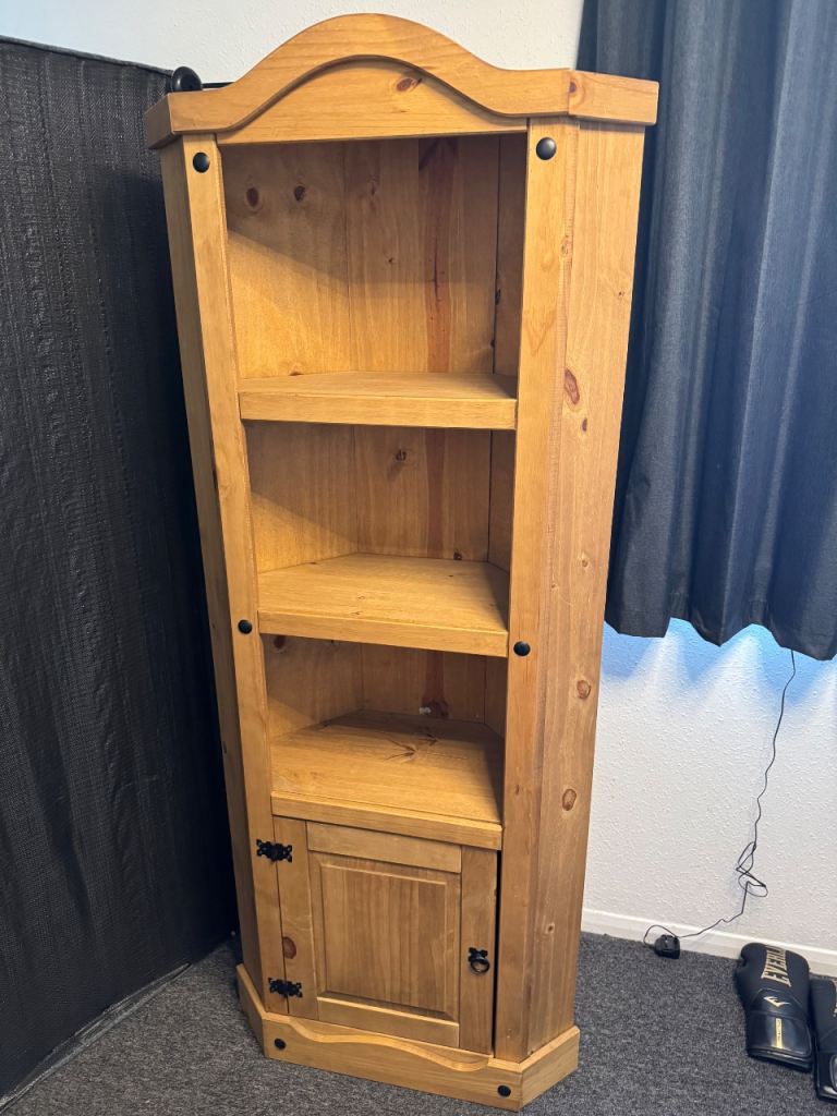 Pine Corner Bookcase with Cupboard – Good Condition