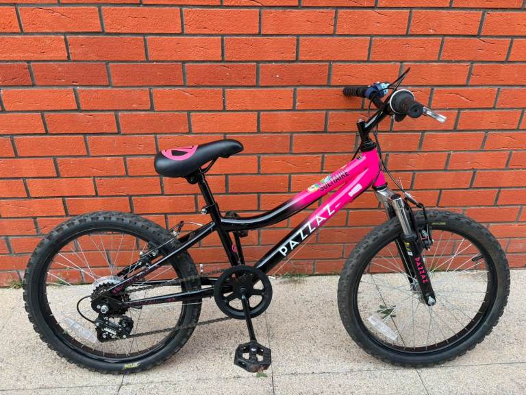 Pallaz Kids Bike – Pink and Black, Good Condition