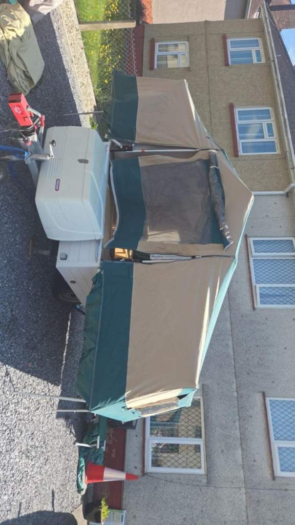 Trailer tent 