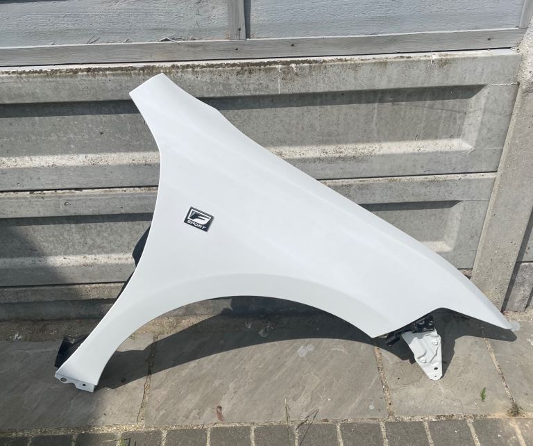 Lexus Es300h F-Sport 2019-2024  Complete O/S Right Side Wing Fender