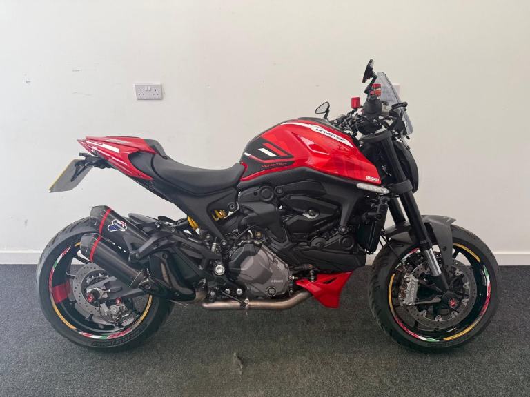 Ducati Monster 937 Plus ** Lots of Extras - Warranty - Great Condition **