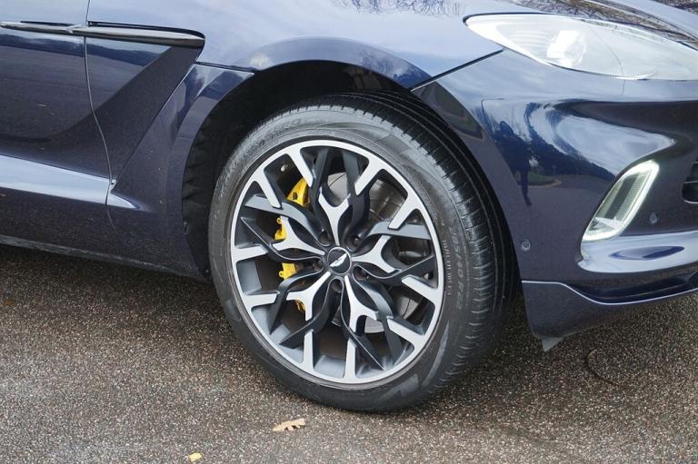 2020 Aston Martin DBX V8 550 5dr Touchtronic HATCHBACK PETROL Automatic