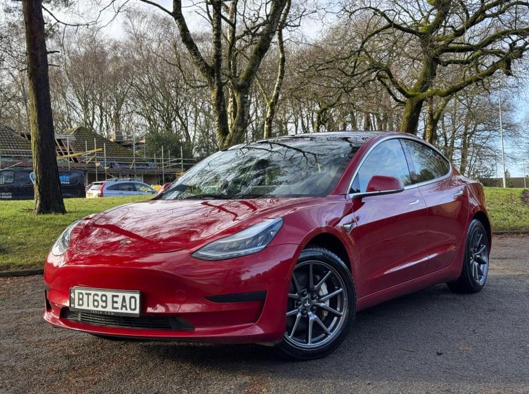  Tesla Model 3 Standard Range Plus Saloon 4dr Electric Auto RWD (241 bhp) Electric Automatic