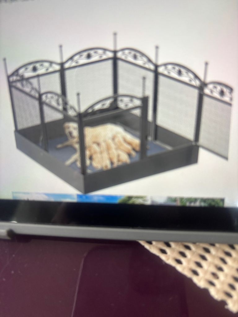 Pet playpen 