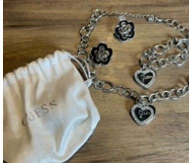 Guess genuine jewellery set