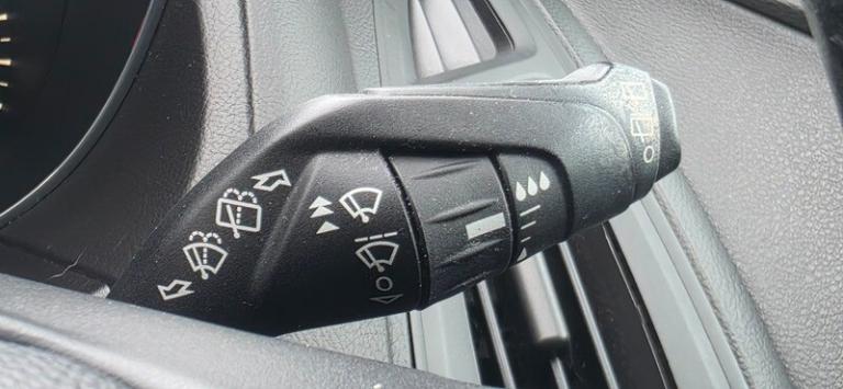 2015 Ford Focus ZETEC HATCHBACK Petrol Manual