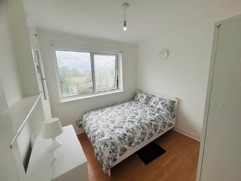 🌿Double Room North London – N18 | All Bills Including✨