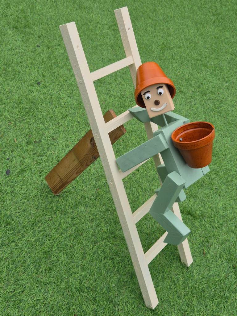 Novelty garden planter