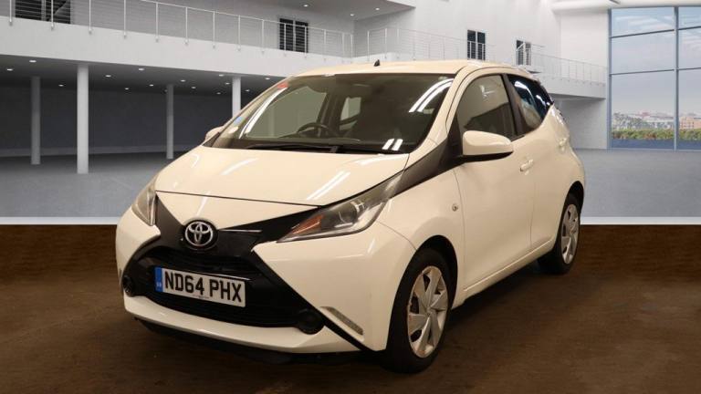 TOYOTA AYGO 1.0 VVT-i x-play 2015