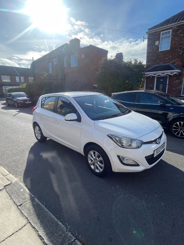 Hyundai, I20, Hatchback, 2012, Manual, 1248 (cc), 5 doors
