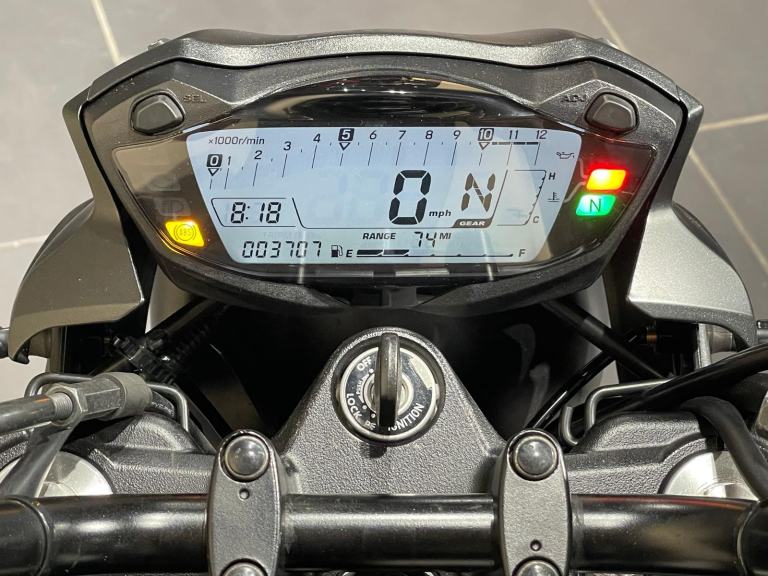 Suzuki SV650 SV 650 SV650A 2020 in Black 