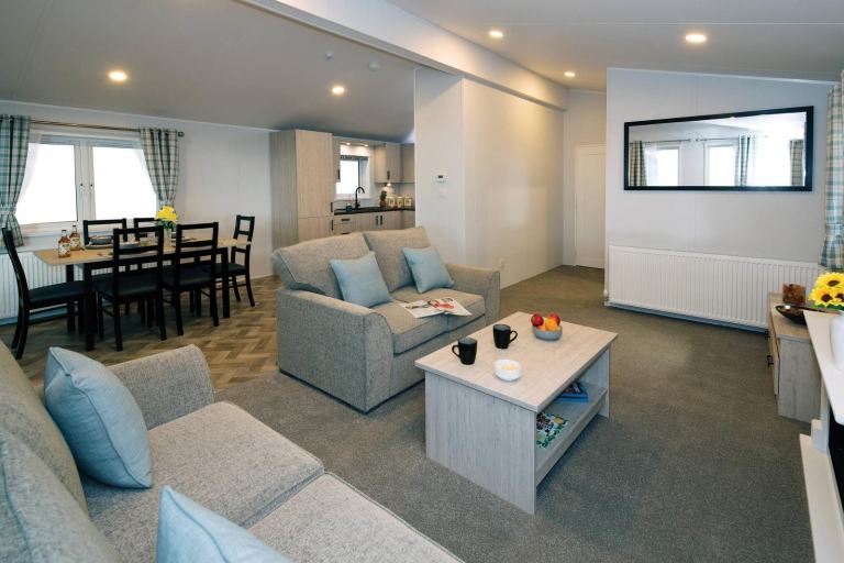 NEW Sunrise Newbury Lodge 40x20 | BS3632 Residential Mobile Home | OFF SITE