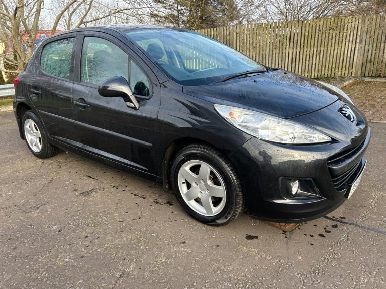 2009 Peugeot 207 1.4 Verve 5dr HATCHBACK Petrol Manual