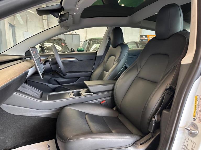 TESLA MODEL 3 (Dual Motor) Long Range Auto 4WDE 4dr 2021