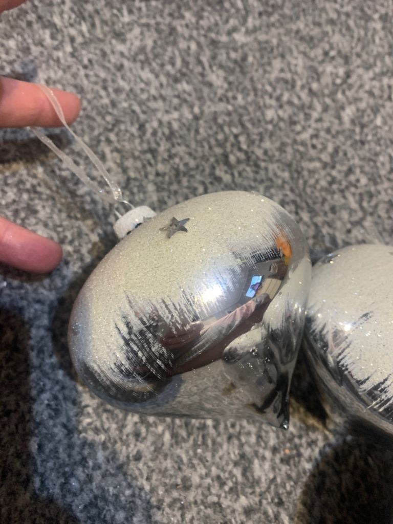 NEW SET OF 3 SILVER CHRISTMAS TREE BAUBLES WITH WHITE GLITTER ON