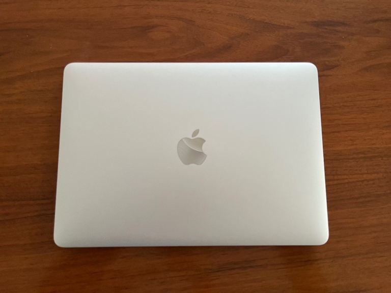 Apple MacBook 12-inch (Early 2016) – MacOS Monterey, Retina Screen