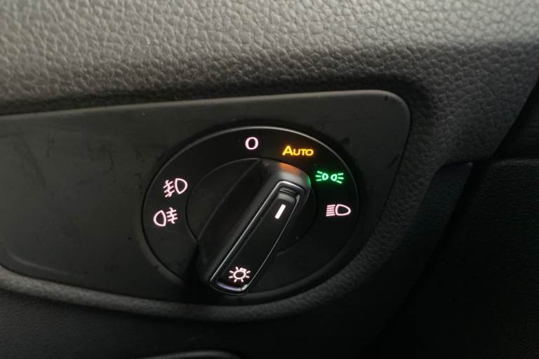 2020 Volkswagen Touran 1.5 TSI EVO SEL 5dr MPV PETROL Manual