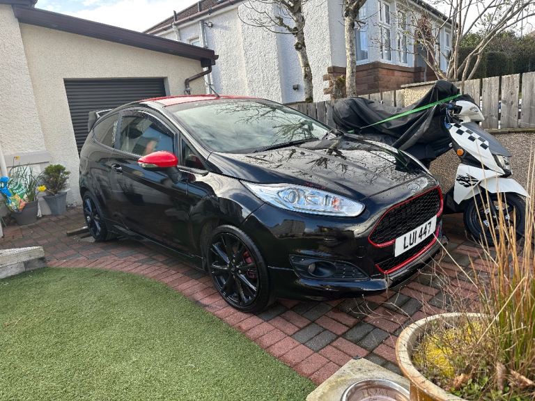 Ford fiesta ST LINE 2016 recent mot